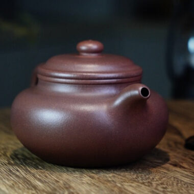 Full Handmade Yixing Zisha Teapot [Fanggu Pot] (Zi Ni – 360ml)