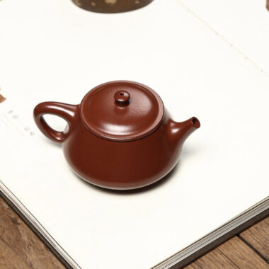 Full Handmade Yixing Zisha Teapot [Gao Piao Pot] (Zi Zhu Ni – 160ml)