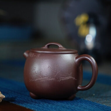 Full Handmade Yixing Zisha Teapot [Gao Shi Piao Pot] (Zi Ni – 200ml)