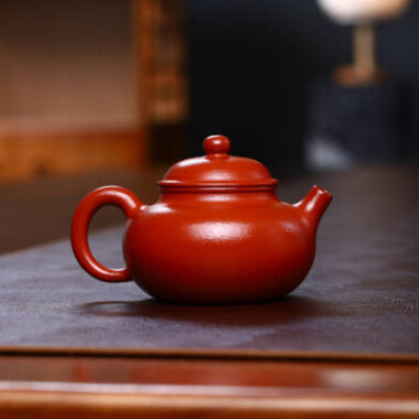 Full Handmade Yixing Zisha Teapot [Rong Tian Pot] (Xiao Mei Yao Zhu Ni – 200ml)
