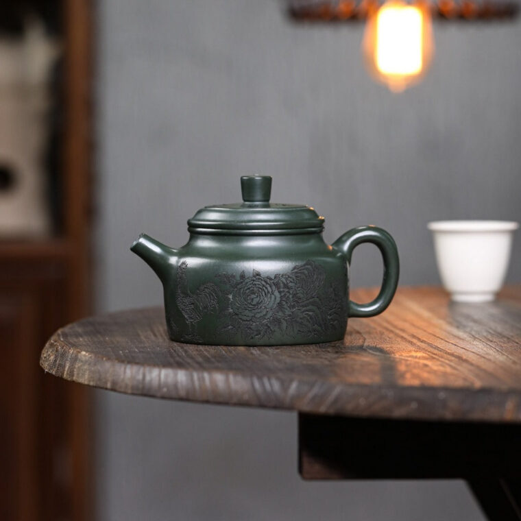 Yixing Zisha Teapot [Dezhong] (Lu Ni – 300ml)
