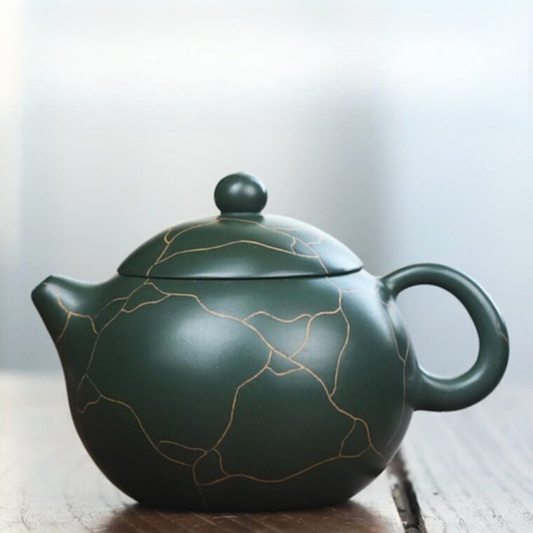 Full Handmade Yixing Zisha Teapot [Bing Wen Wendan Pot] (Minguo Lu Ni- 210ml)