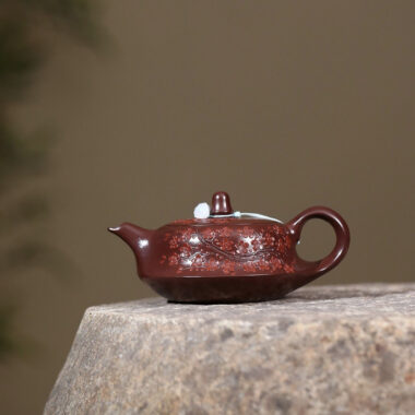 Yixing Zisha Teapot [Plum Blossom Qu Hu] (Zi Zhu Ni – 230ml)