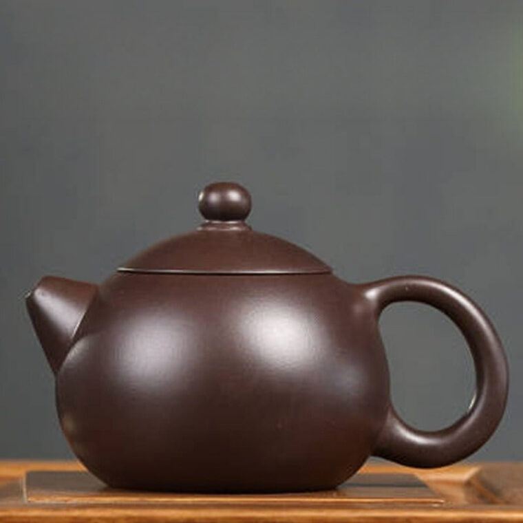 Full Handmade Yixing Zisha Teapot [Xishi Pot] (Lao Zi Ni – 200ml)