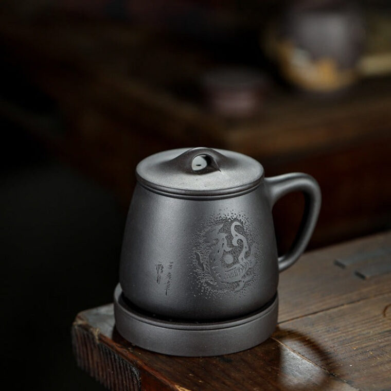 Yixing Zisha Tea Mug with Filter [Teng Long Shi Piao] (Hei Ni – 560ml)