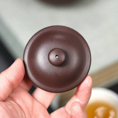 Full Handmade Yixing Zisha Teapot [Lotus Seed Pot] (Zi Ni – 350ml)