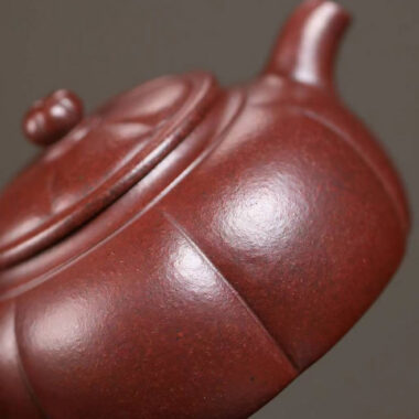 Yixing Zisha Teapot [Lotus Ban Piao] (Zi Ni – 170ml)