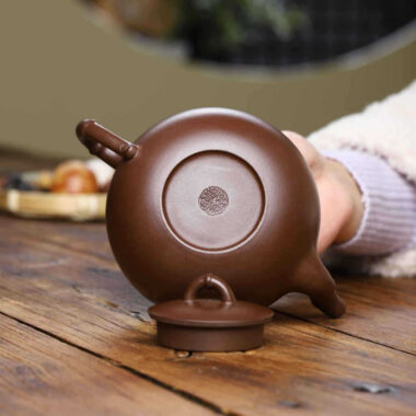 Full Handmade Yixing Zisha Teapot [Yuan Zhu Pot] (Zi Ni – 360ml)