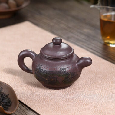 Full Handmade Yixing Zisha Teapot [The Great Wall] (30 Mu Jinsha Zi Ni – 300ml)