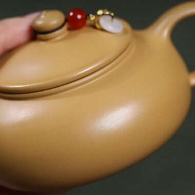 Yixing Zisha Teapot [Han Jiang] (Huangjin Duan Ni – 170ml)