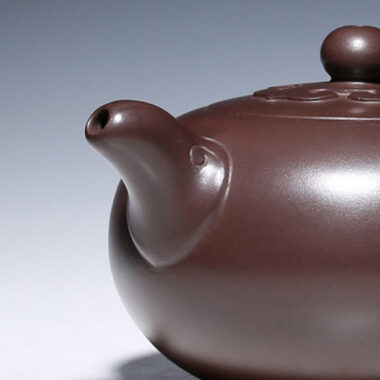 Full Handmade Yixing Zisha Teapot [Yuan Ruyi] (Lao Zi Ni – 160/320ml)