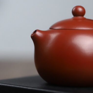 Full Handmade Yixing Zisha Teapot [Xishi Pot] (Zhu Ni – 130ml)