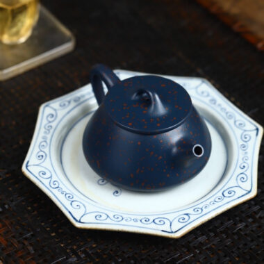 Full Handmade Yixing Zisha Teapot [Ziye Shi Piao Pot] (Tian Cui Sha – 170ml)