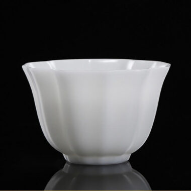 Ice Jade White Porcelain [Petals] Tea Cup 110ml