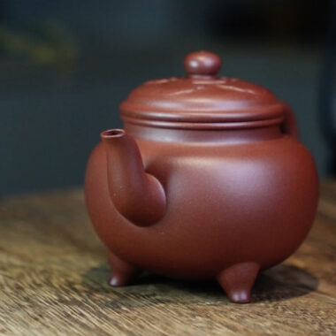 Full Handmade Yixing Zisha Teapot [Dabin Ruyi] (Di Cao Qing  – 200ml)
