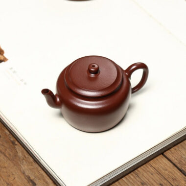 Full Handmade Yixing Zisha Teapot [Lianzi Pot] (Zi Zhu Ni – 190ml)