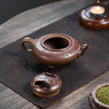 Yixing Zisha Teapot [Niu Gai An Xiang] (Duan Ni Firewood Firing – 300ml)