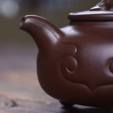 Full Handmade Yixing Zisha Teapot [Sanzu Ruyi Pot] (Zi Ni – 400ml)