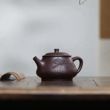 Full Handmade Yixing Zisha Teapot [Jiangnan Gao Shi Piao Pot] (Zi Ni – 270ml)