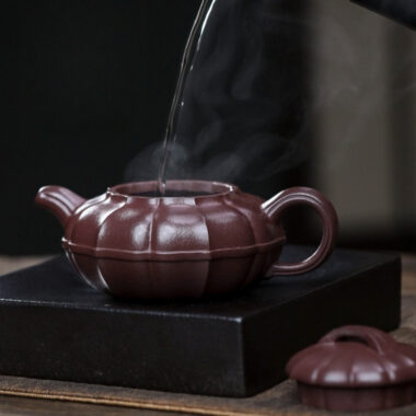 Full Handmade Yixing Zisha Teapot [Qing Yuan] (Zi Ni – 200ml)