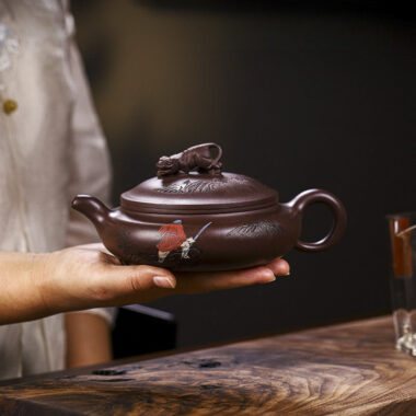 Full Handmade Yixing Zisha Teapot [Wusong Da Hu] (Zi Jia Ni – 350ml)