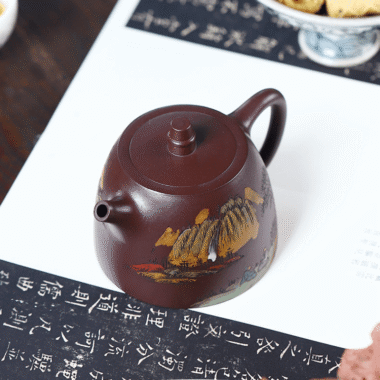 Full Handmade Yixing Zisha Shanshui Color Painted Teapot [Han Duo] (Lao Zi Ni – 310ml)