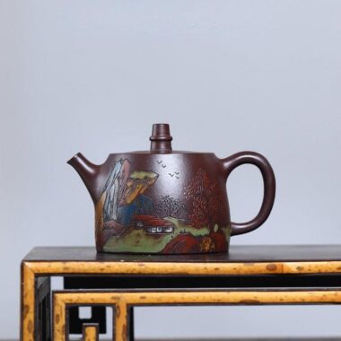 Full Handmade Yixing Zisha Shanshui Color Painted Teapot [Xiao Han Duo] (Lao Zi Ni – 225ml)