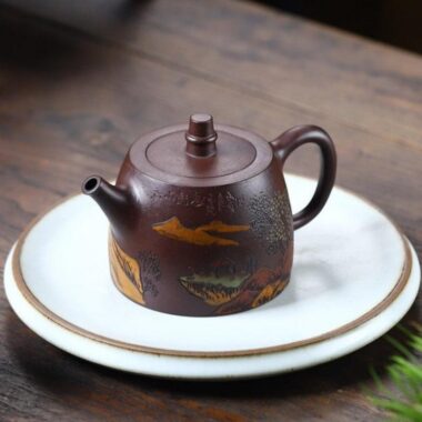 Full Handmade Yixing Zisha Shanshui Color Painted Teapot [Xiao Han Duo] (Lao Zi Ni – 225ml)