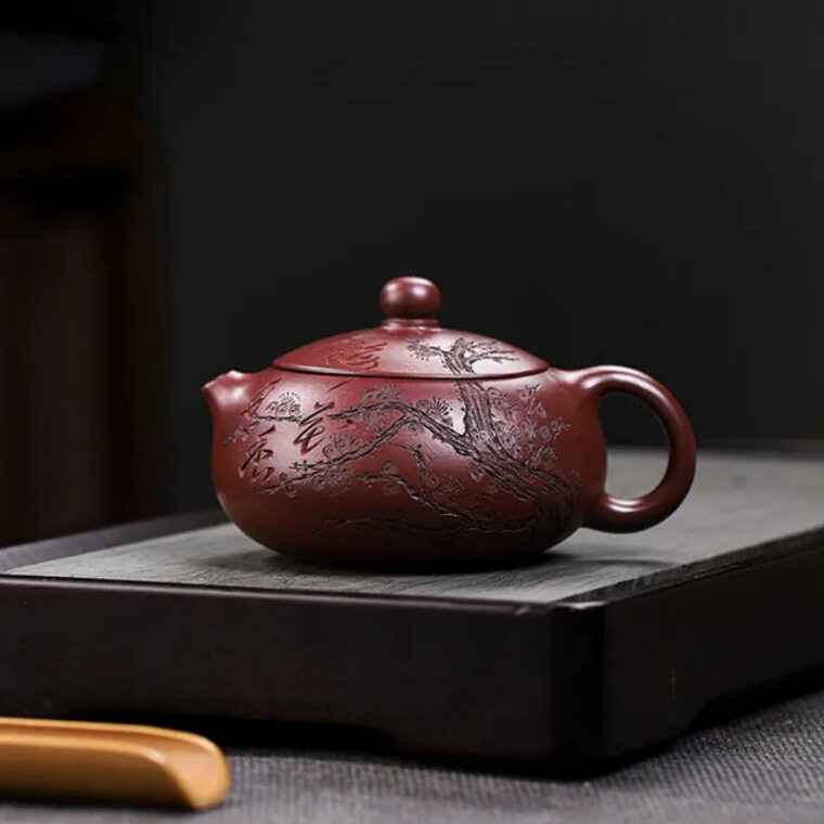 Full Handmade Yixing Zisha Teapot [An Xiang Xishi] (Long Xue Sha – 250ml)