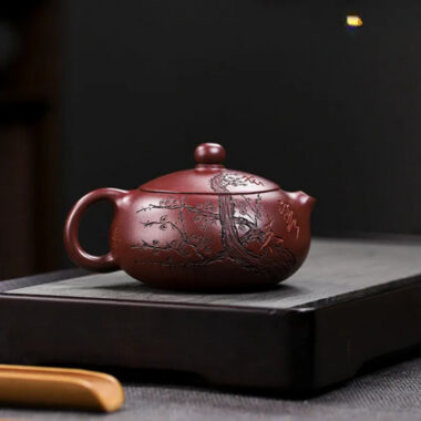 Full Handmade Yixing Zisha Teapot [An Xiang Xishi] (Long Xue Sha – 250ml)