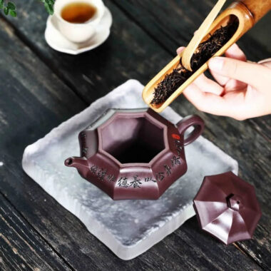 Full Handmade Yixing Zisha Teapot [Bafang Fuyun] (Zi Jia Ni – 245ml)