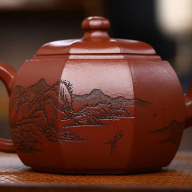 Full Handmade Yixing Zisha Teapot [Bafang Lai Cai Pot] (Hong Pi Long – 280ml)