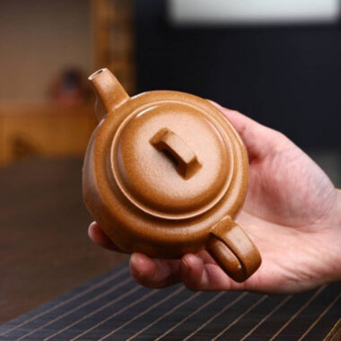 Full Handmade Yixing Zisha Teapot [Bafang Qiao Ding Pot] (Wucai Lao Duan Ni – 260ml)
