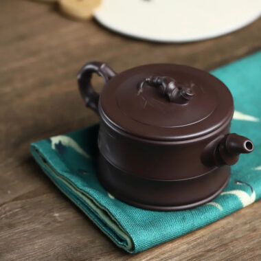 Full Handmade Yixing Zisha Teapot [Bamboo Pot] (Zi Ni – 260ml)