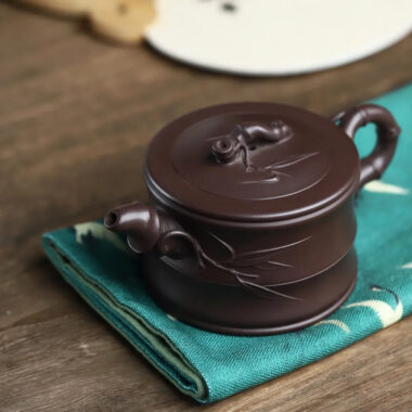 Full Handmade Yixing Zisha Teapot [Bamboo Pot] (Zi Ni – 260ml)