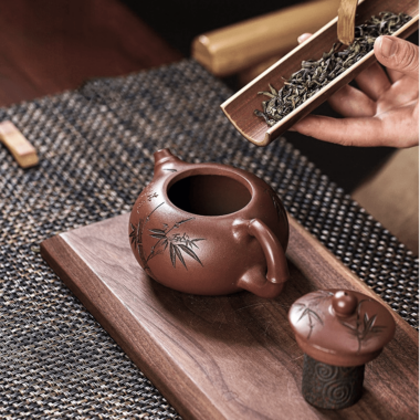 Full Handmade Yixing Zisha Teapot [Bamboo Xishi] (Di Cao Qing – 250ml)
