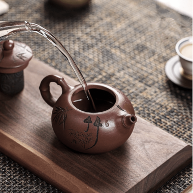 Full Handmade Yixing Zisha Teapot [Bamboo Xishi] (Di Cao Qing – 250ml)