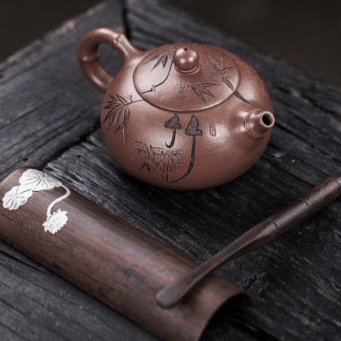 Full Handmade Yixing Zisha Teapot [Bamboo Xishi] (Di Cao Qing – 250ml)