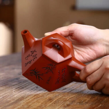 Full Handmade Yixing Zisha Teapot [Bawang Shi Piao Pot] (Xiao Meiyao Zhu Ni – 200ml)