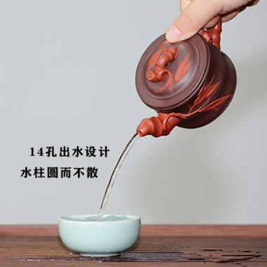 Full Handmade Yixing Zisha Teapot [Bi-color Bamboo Pot] (Zi Ni/Hong Ni – 160ml)