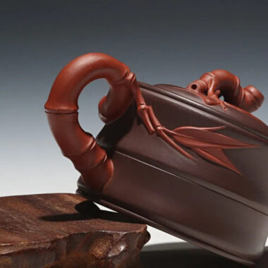 Full Handmade Yixing Zisha Teapot [Bi-color Bamboo Pot] (Zi Ni/Hong Ni – 160ml)