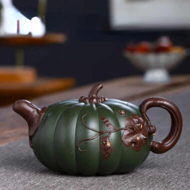 Full Handmade Yixing Zisha Teapot [Bi-color Pumpkin Pot] (Lu Ni/Hong Ni – 380ml)