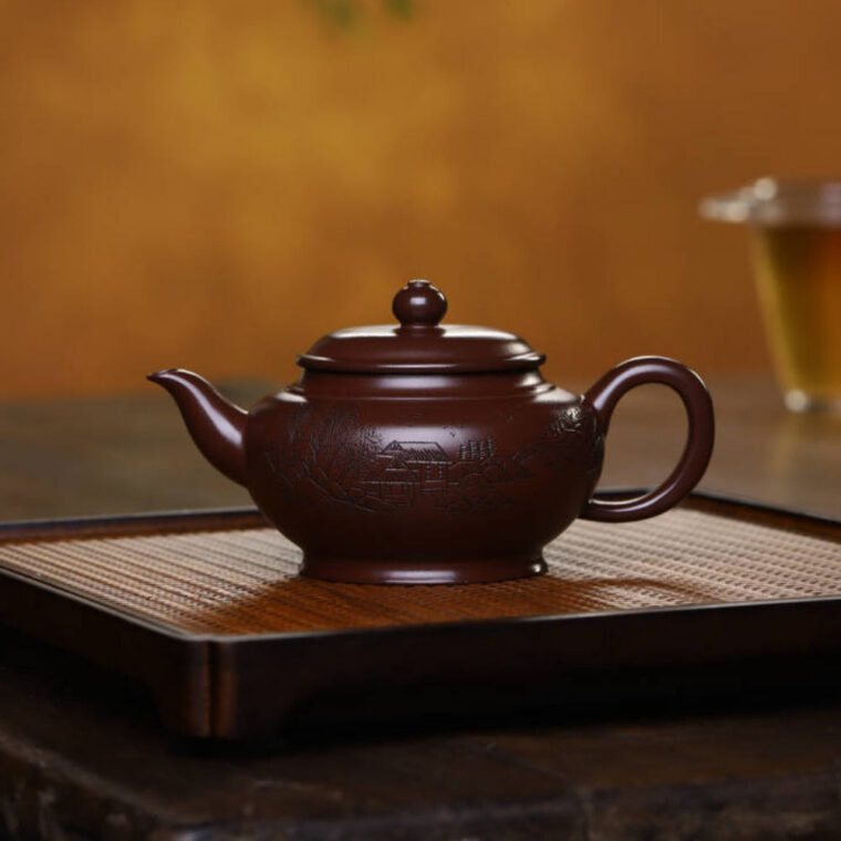 Full Handmade Yixing Zisha Teapot [Bian Xiao Ying Pot] (Zi Ni – 210ml)