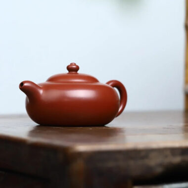 Full Handmade Yixing Zisha Teapot [Bian Yuan Zhu Pot] (Daohongpao – 230ml)