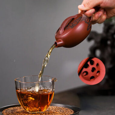 Full Handmade Yixing Zisha Teapot [Chan Cha Yiwei] (Long Xue Sha – 140ml)