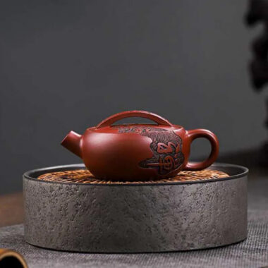 Full Handmade Yixing Zisha Teapot [Chan Cha Yiwei] (Long Xue Sha – 140ml)