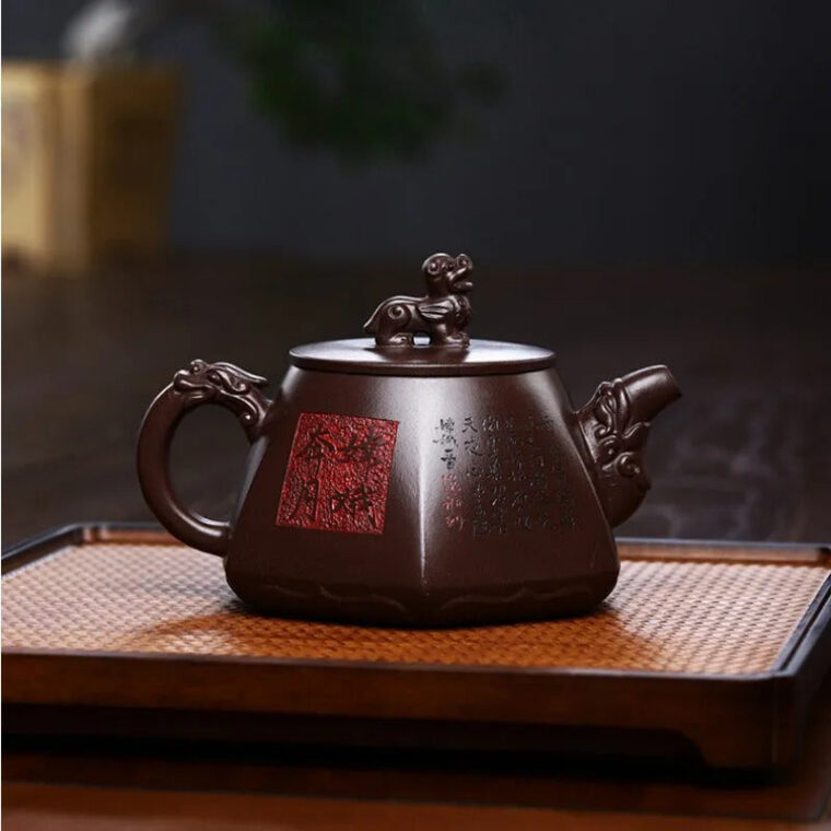 Full Handmade Yixing Zisha Teapot [Chang E Ben Yue] (Zi Jia Ni – 400ml)