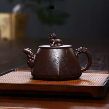 Full Handmade Yixing Zisha Teapot [Chang E Ben Yue] (Zi Jia Ni – 400ml)