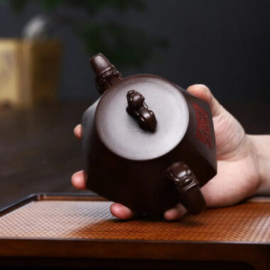 Full Handmade Yixing Zisha Teapot [Chang E Ben Yue] (Zi Jia Ni – 400ml)