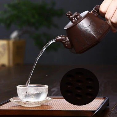 Full Handmade Yixing Zisha Teapot [Chang E Ben Yue] (Zi Jia Ni – 400ml)